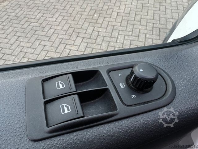 Kleinbus VOLKSWAGEN T5 Kombi 2.0 Tdi Lang 9 Sitze Klima Schiebetür