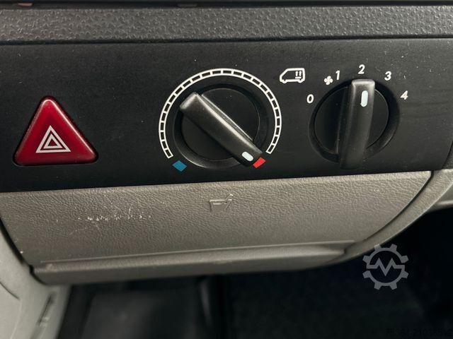 Kleinbus VOLKSWAGEN T5 Kombi 2.0 Tdi Lang 9 Sitze Klima Schiebetür