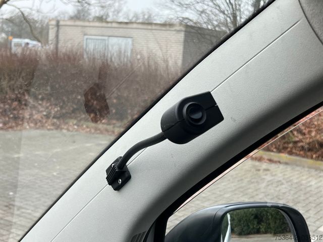 Kleinbus VOLKSWAGEN T5 Kombi 2.0 Tdi Lang 9 Sitze Klima Schiebetür