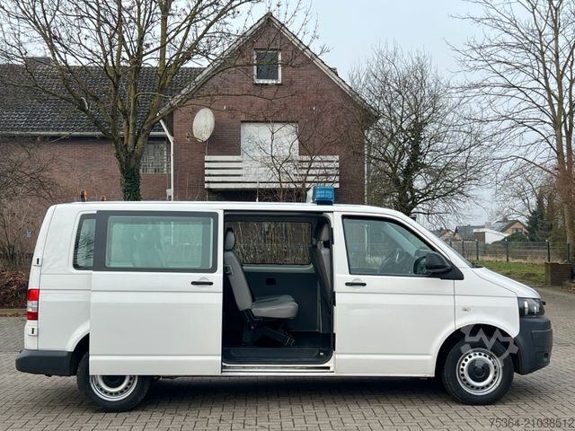 Kleinbus VOLKSWAGEN T5 Kombi 2.0 Tdi Lang 9 Sitze Klima Schiebetür