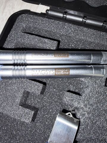 MAGSYS HGM09s Gaussmeter Komplettset zur Messung des Magnetfelds MAGSYS HGM09s Gaussomierz Miernik pola magnetycznego komplet MAGSYS HGM09s Gaussomierz Miernik pola magnetycznego komplet