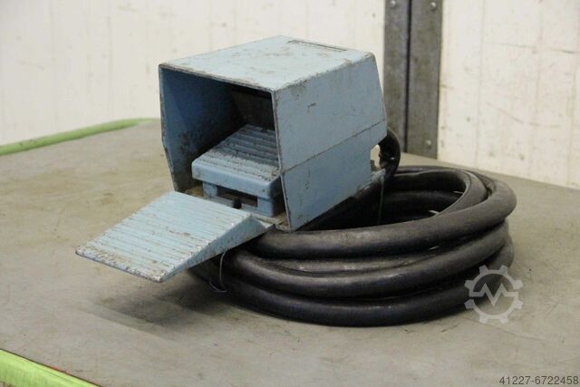 Footswitch Telemecanique 16-polig