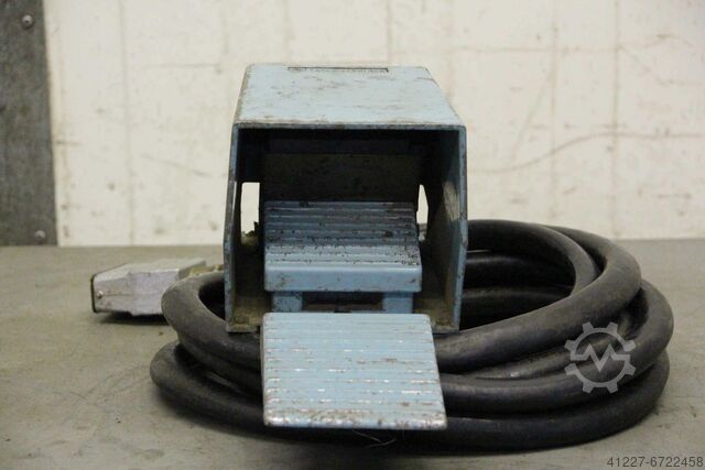 Footswitch Telemecanique 16-polig