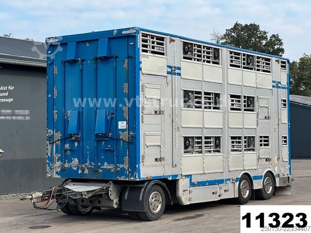 Pferdeanhänger PEZZIOLI RBA31 3.Stock Viehanhänger, Hubdach, Tränke