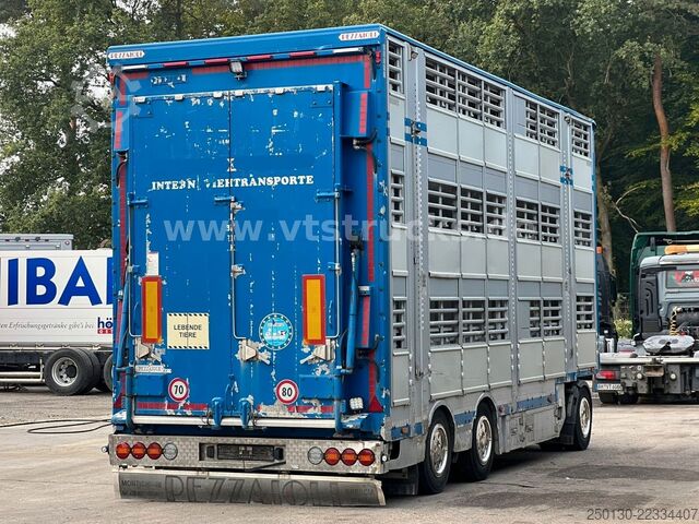Pferdeanhänger PEZZIOLI RBA31 3.Stock Viehanhänger, Hubdach, Tränke