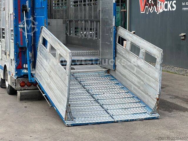 Pferdeanhänger PEZZIOLI RBA31 3.Stock Viehanhänger, Hubdach, Tränke