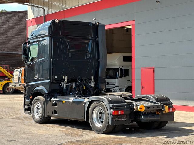 Standard tractor unit MERCEDES-BENZ Actros 1843 LS 4x2 BL LOF *Hydraulik* Zapfwelle*