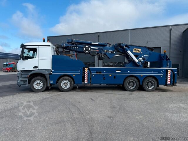 Truck mounted crane MERCEDES-BENZ Arocs 4153 8x4 Crane / Grua MPG 220 TM7 Winch