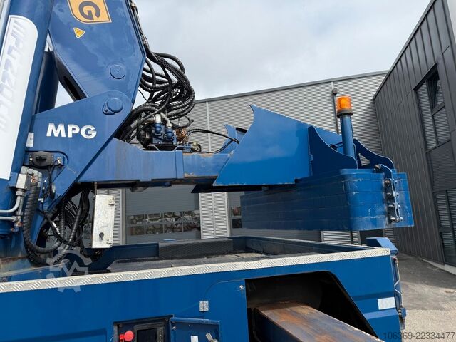 Truck mounted crane MERCEDES-BENZ Arocs 4153 8x4 Crane / Grua MPG 220 TM7 Winch