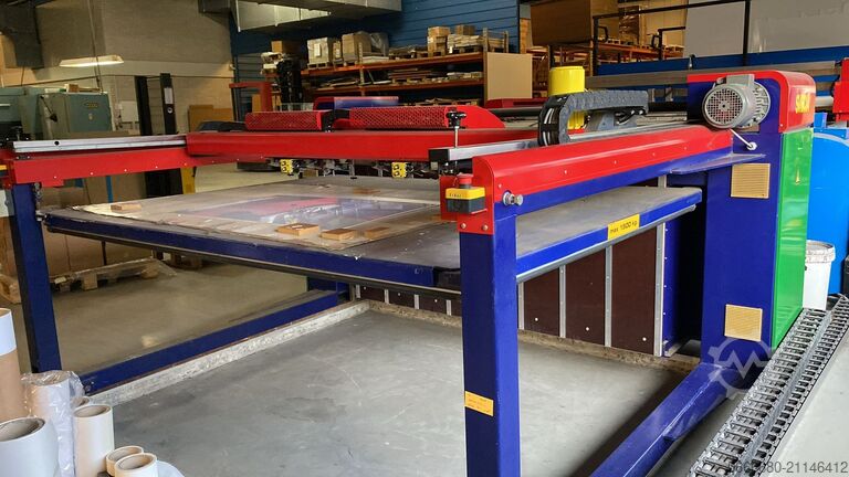 2-Farben 160x210 UV-Trockner mit Anleger und Stapler SVECIA SAMX2 1600x2100 2Colour + Dry/Stack/Feed