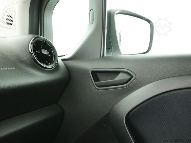 Panel van Mercedes-Benz Citan 110 Kasten BASE Standard AHK