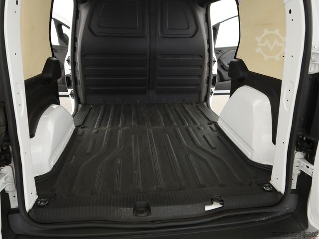 Panel van Mercedes-Benz Citan 110 Kasten BASE Standard AHK