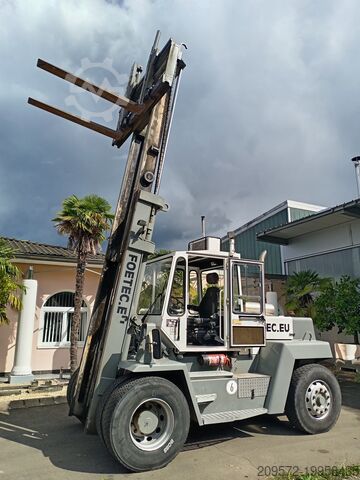 4-wheel forklift Svetruck 1060-30