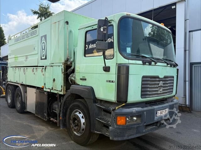 Saugfahrzeug MAN 33.414 6X4 Steel springs, RVS tank