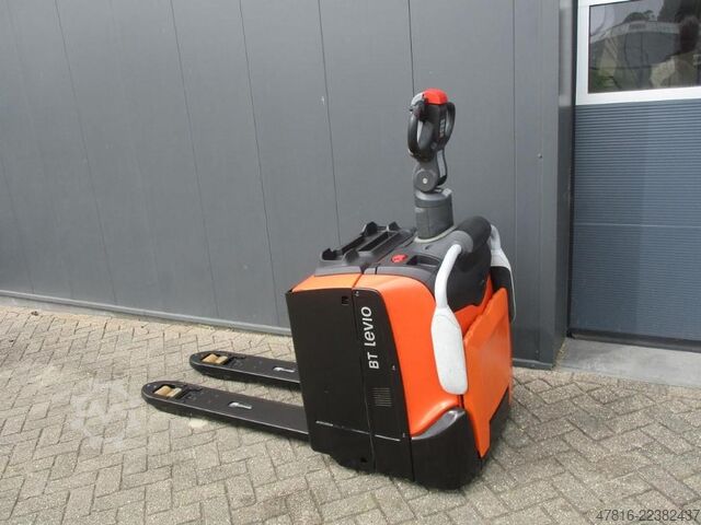 Pallet truck TOYOTA LPE200