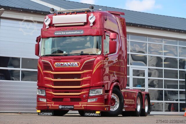 Standard-SZM Scania R580 V8 NGS RETARDER/ FULL AIR/ HYDRAULICS/ ACC