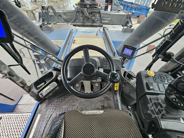 Full-container reach stacker Kalmar DRG450-65S5