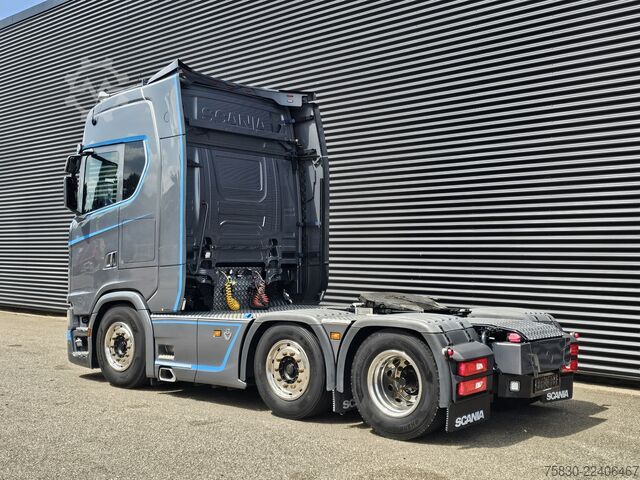 Standard-SZM Scania S730 6x2/4 - LIFT - STEERING AXLE / RETARDER / ...