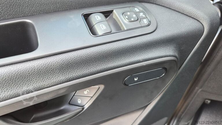Minibus MERCEDES-BENZ Sprinter 420 Elektro bis zu 19 Schlafsessel