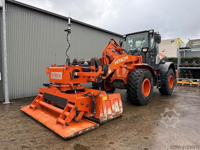 Radlader Hitachi ZW 150-6