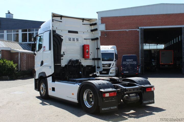 Standard SZM Renault T520 Retarder Hi-Sleeper Alufelgen VIN:PD 10Stk