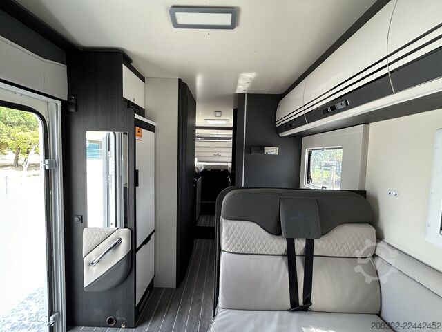 Kastenwagen Wohnmobil / Campervan Roller Team Kronos 284M | Ford Transit 2.0 TDCi 165 CV Automatico | 5 Posti