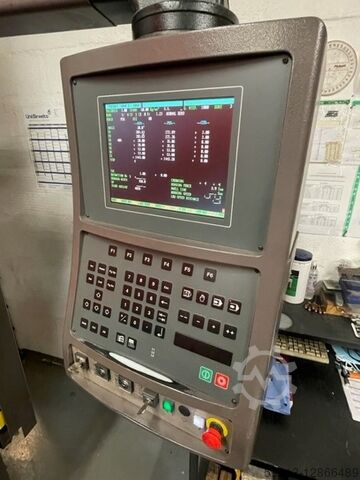 Abkantpresse Edwards Pearson PR8