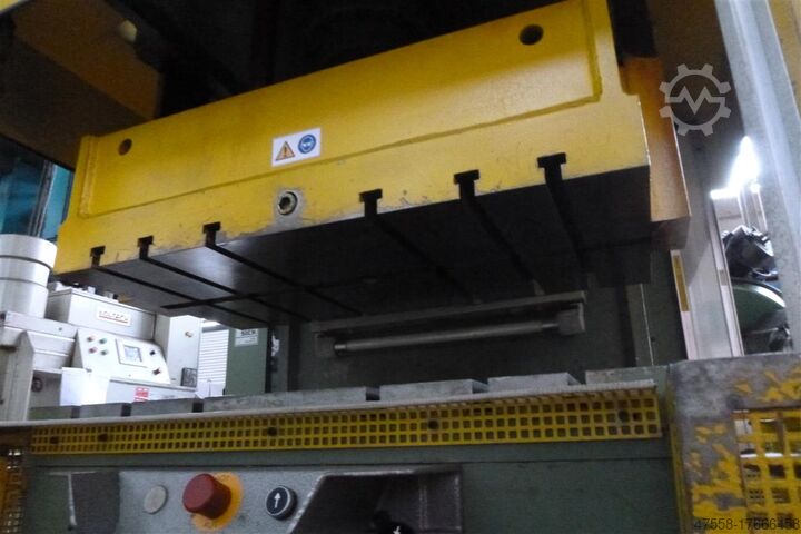 Single Column Press - Hydraulic Luigart & Sohn EPy 40