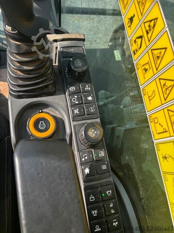 Mobile excavator CATERPILLAR M318-07 Erst 2800 Betriebsstunden