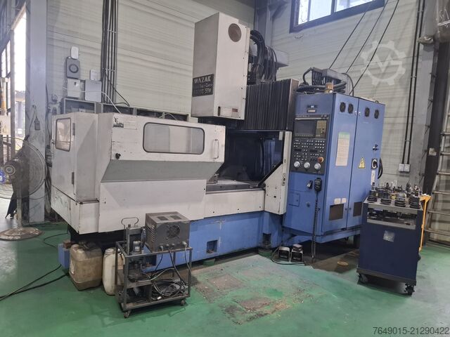 Vertikales Bearbeitungszentrum MAZAK VQC-30/50B