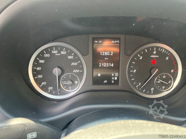 Panel van Mercedes-Benz Vito 116 CDI / L2H1 / Frigo / Gekoelde laadbak