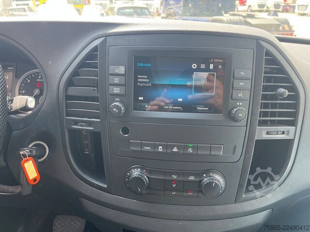 Panel van Mercedes-Benz Vito 116 CDI / L2H1 / Frigo / Gekoelde laadbak