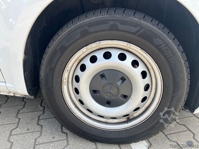 Panel van Mercedes-Benz Vito 116 CDI / L2H1 / Frigo / Gekoelde laadbak