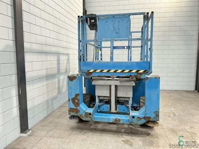 Aerial platform Genie GS-2668RT