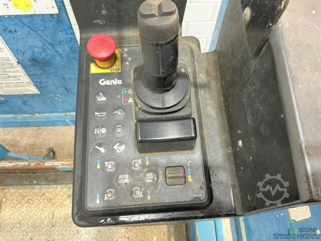 Aerial platform Genie GS-2668RT