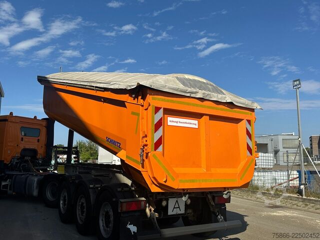 Kipper Auflieger SCHMITZ CARGOBULL SKI 24 SL 7.2 Kippsattelauflieger mit Schiebever