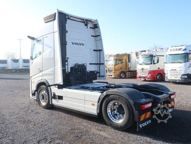 Standard SZM Volvo FH 500 Aero TC I-Save Retarder Alcoa Leder