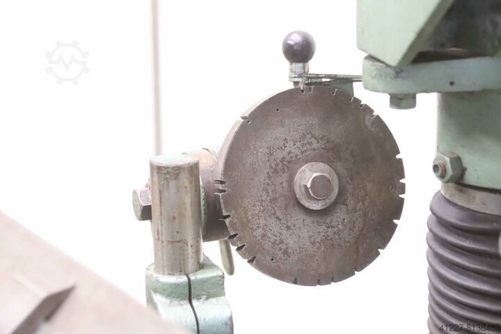 Werkzeugschleifmaschine Chuet Nevers Schleifscheiben Ø max. 200 mm