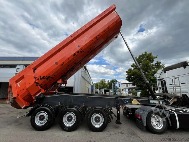 Kipper Schwarzmüller 3-Achs HARDOX SANH*24 m³*2 x LIFTACHSE!