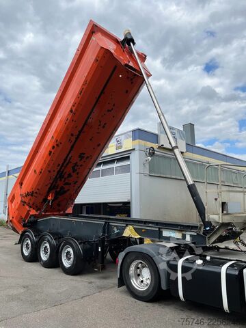 Kipper Schwarzmüller 3-Achs HARDOX SANH*24 m³*2 x LIFTACHSE!