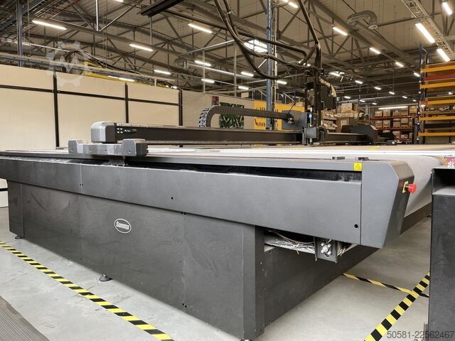 Flachbett-Schneideplotter Summa F3232