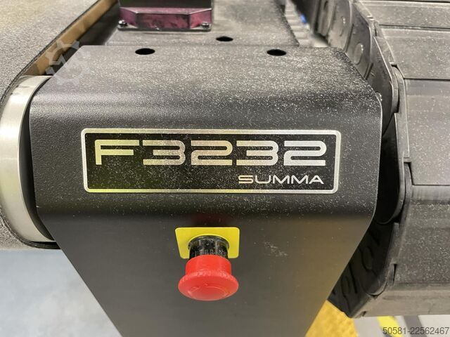 Flachbett-Schneideplotter Summa F3232