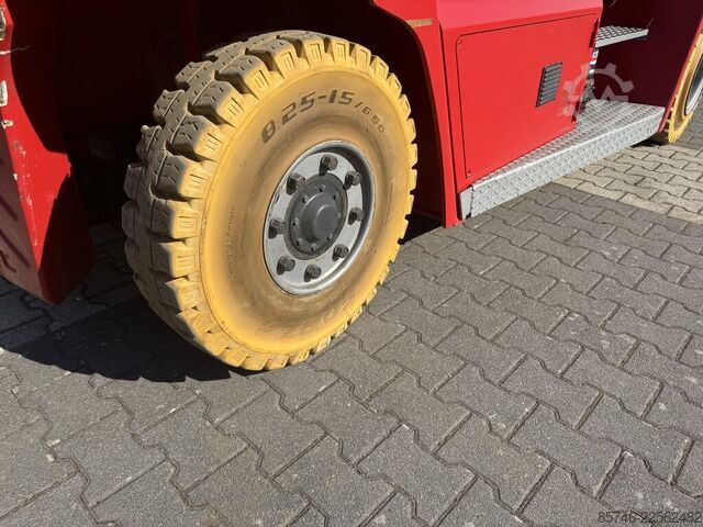 ECF 80 / 9 * ( 8.0 t @ 900 mm !! ) KALMAR ECF 80 / 9 * ( 8.0 T @ 900 MM !! )