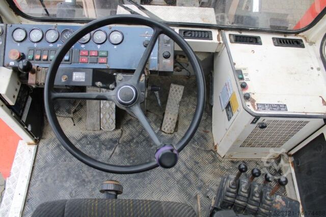 Diesel Forklift SveTruck 1260-30
