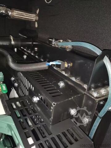 NWK44 emergency generator 32kW 40kVA Newpower 32kW 40kVA Notstromaggregat NWK44 Stromaggregat mit Schallschutz