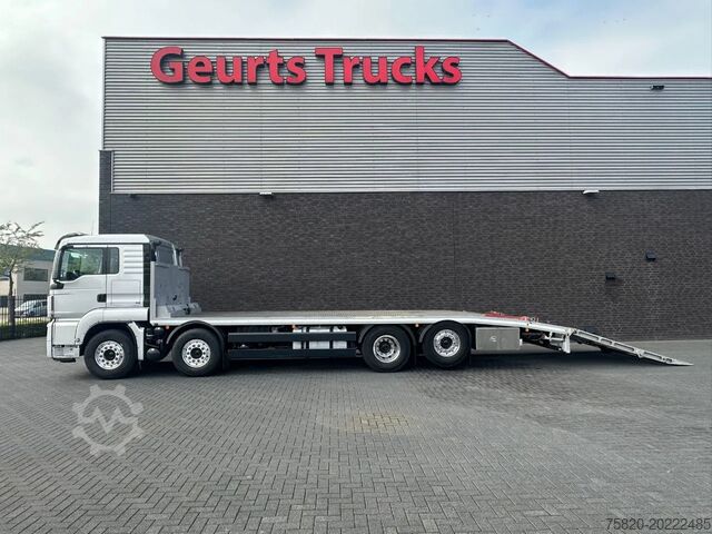 Car transporter MAN TGS 35.470 8X2 OPRIJWAGEN/MACHINE TRANSPORTER/P...