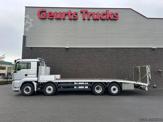 Car transporter MAN TGS 35.470 8X2 OPRIJWAGEN/MACHINE TRANSPORTER/P...