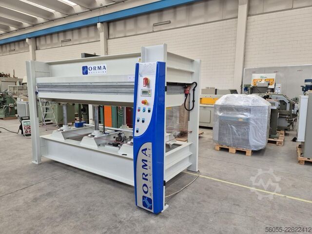 HOT PRESS with electric heating of plate ORMA MACCHINE NPC/E/DIGIT 6/90