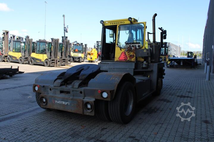 Terminal-Traktor Terberg RT282
