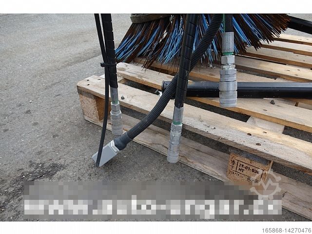 Road maintenance Schmidt 3. Besen Nilfisk JungoJet CityRanger 3500 Multigo